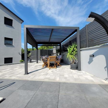 Apartment Lo&Ti Čižići Eksteriør billede