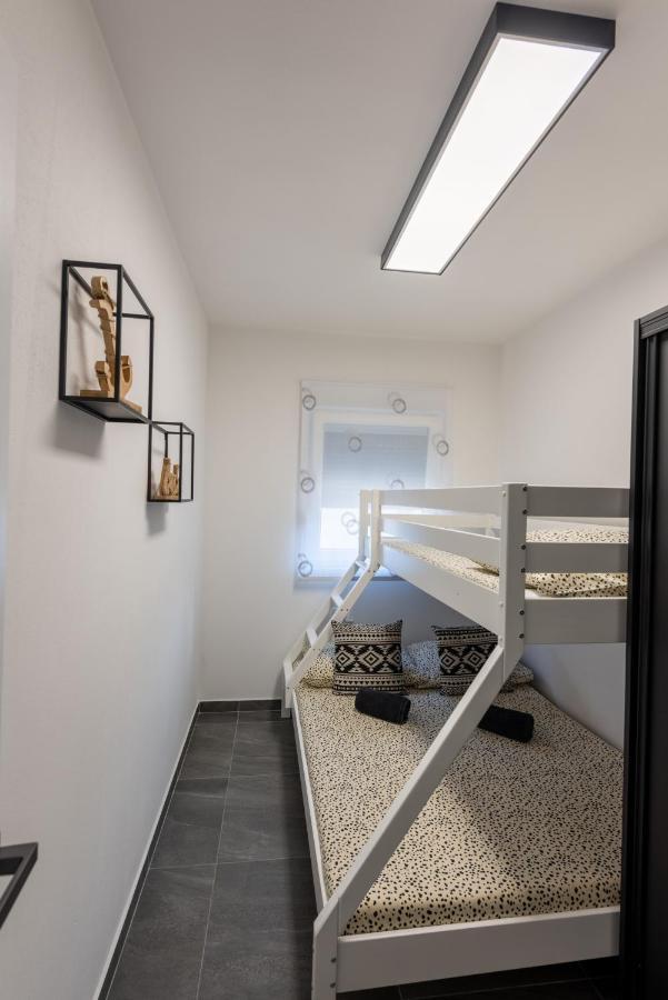 Apartment Lo&Ti Čižići Eksteriør billede