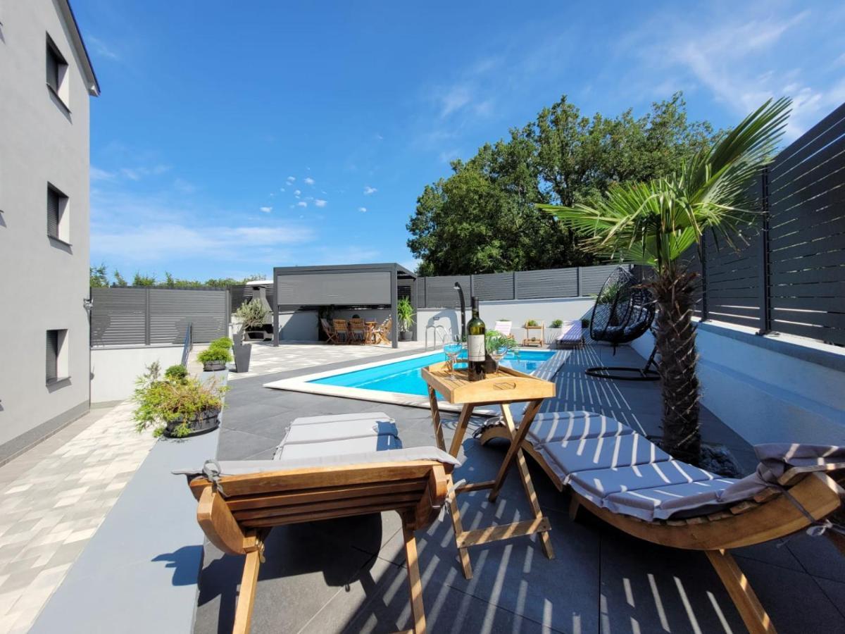 Apartment Lo&Ti Čižići Eksteriør billede